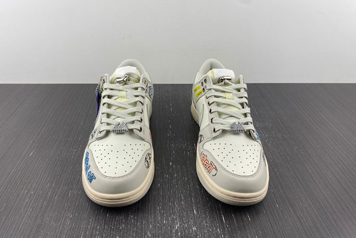 Nike Dunk Low "Light Bone"  DD1503-107