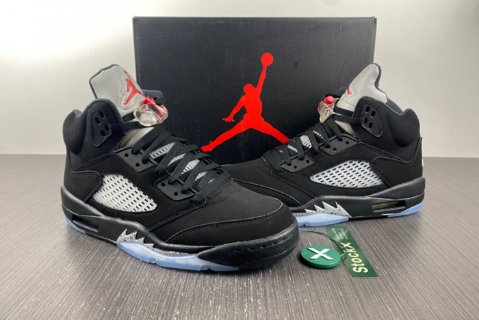 Air Jordan 5 Retro Black Metallic  845035-003