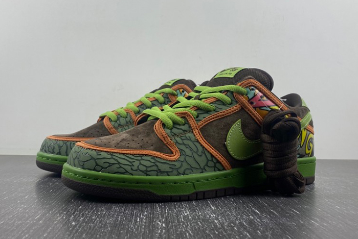 Nike SB Dunk Low “De La Soul  789841-33