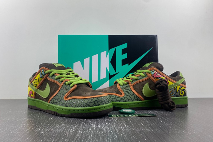 Nike SB Dunk Low “De La Soul  789841-33