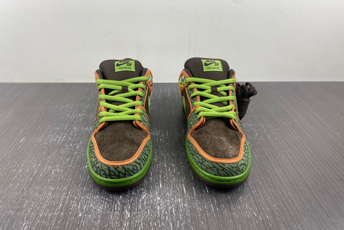 Nike SB Dunk Low “De La Soul  789841-33